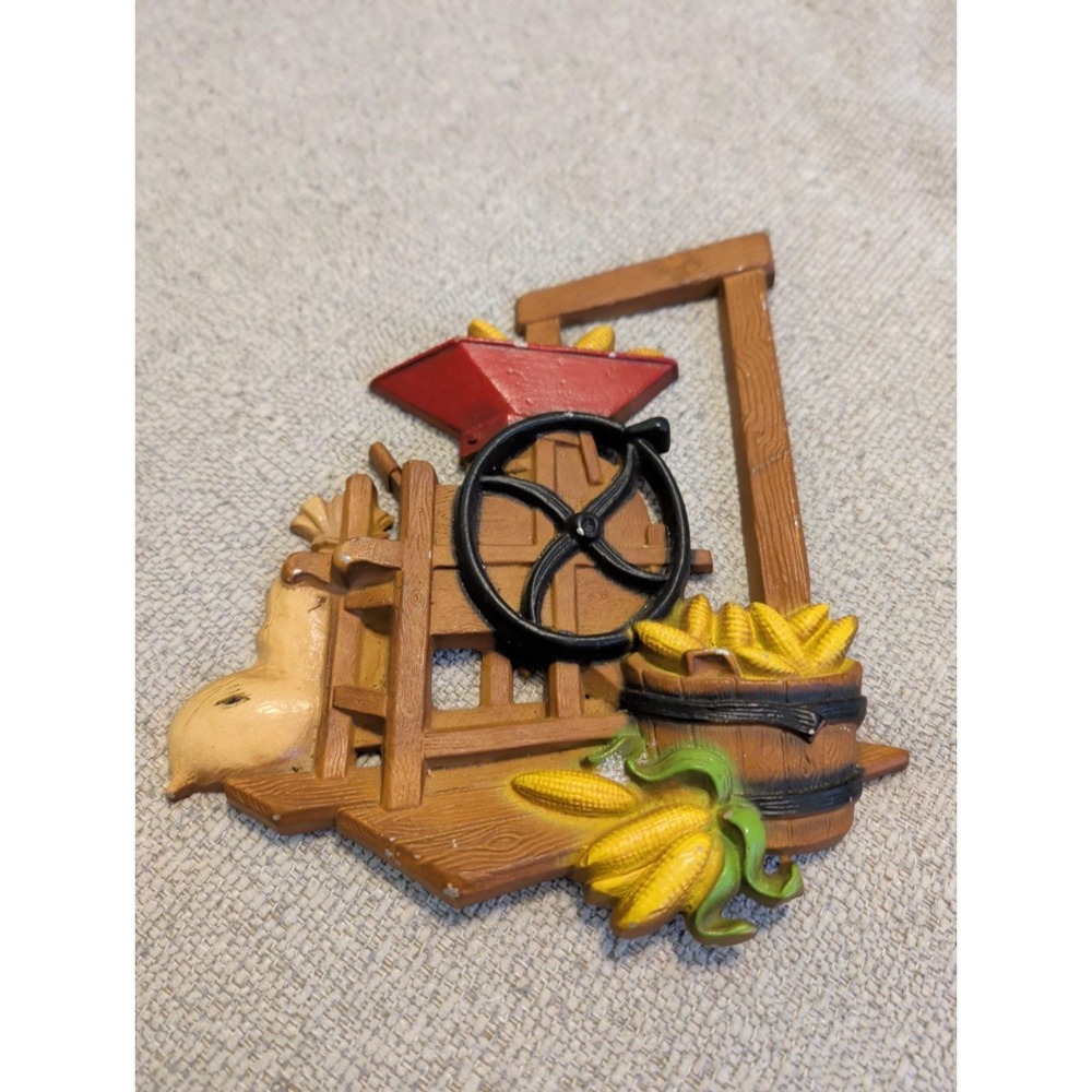 Vtg 1978 Homco Corn Grinder Wall Plaque Rustic Farmhouse Heavy Resin 3D...